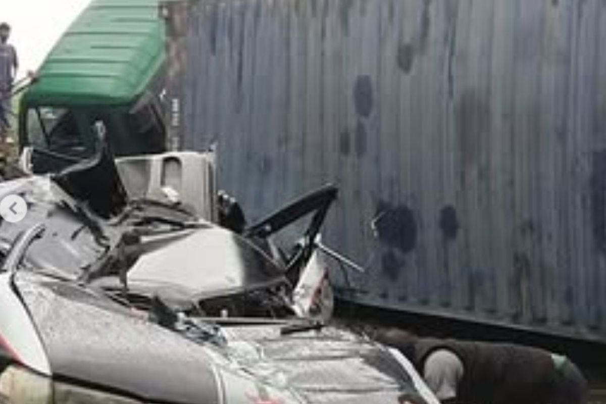 Kecelakaan Maut di Karawang Timur