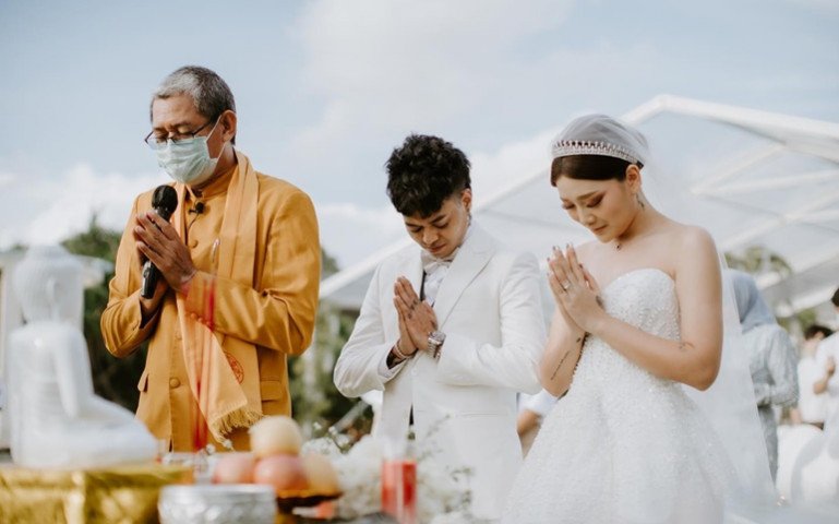 Pernikahan Wendy Walter & Reza Arap