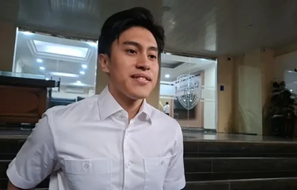 rachel_vennya-20260406-013-non_fotografer_kly